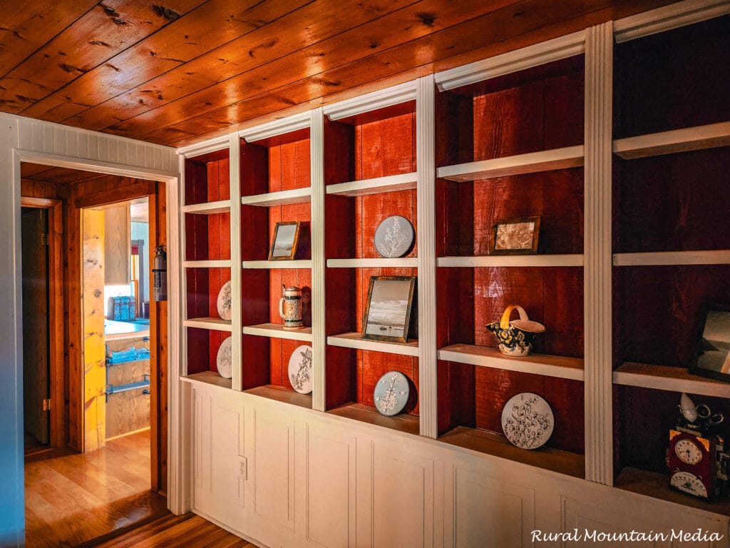 Cabin built in bookshelves cedar backing 2